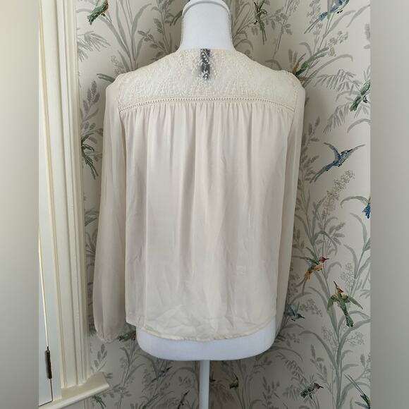 H&M cream color with lace women’s boho blouse size 4 sheer - Picture 3 of 5